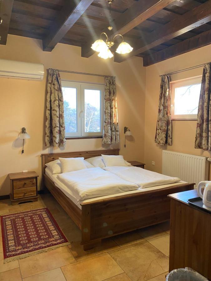 Bük Aurora Panzio B&B 외부 사진